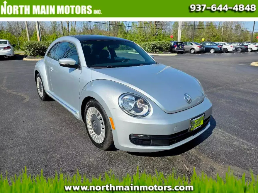 2014 Volkswagen Beetle 2.5L photo 1