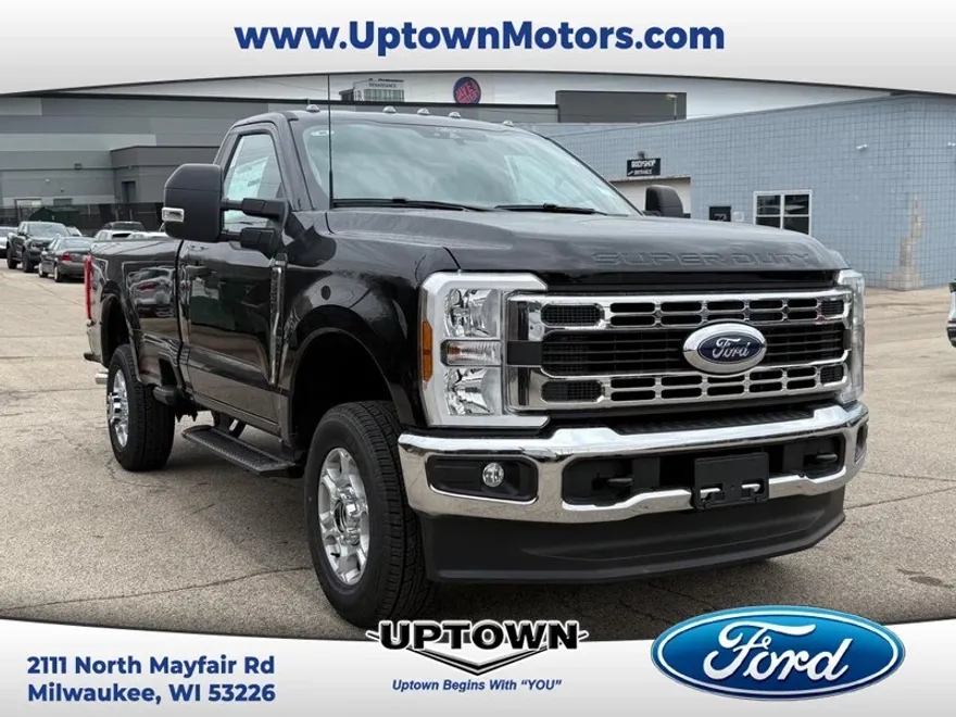 2025 Ford F-350 XLT photo 1