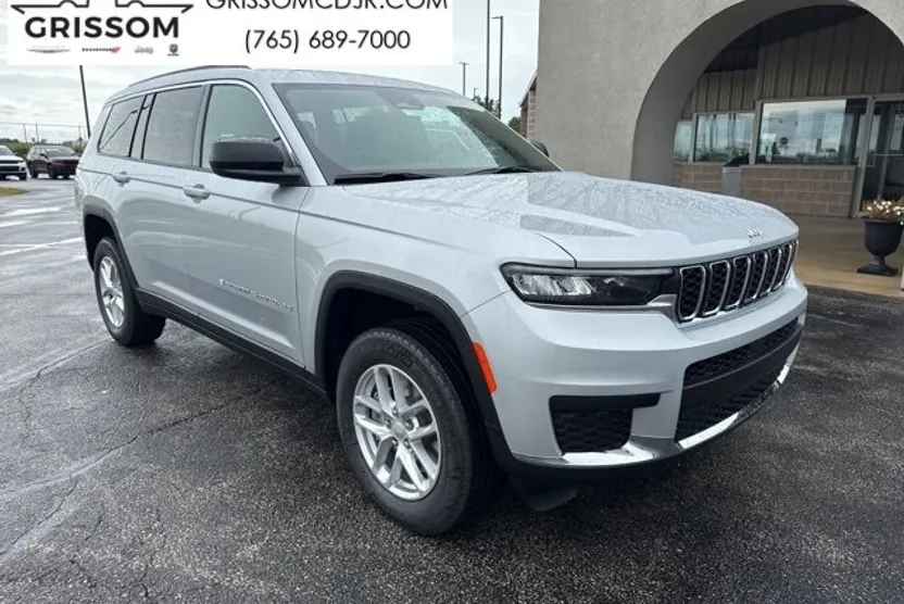 2025 Jeep Grand Cherokee Laredo X photo 1