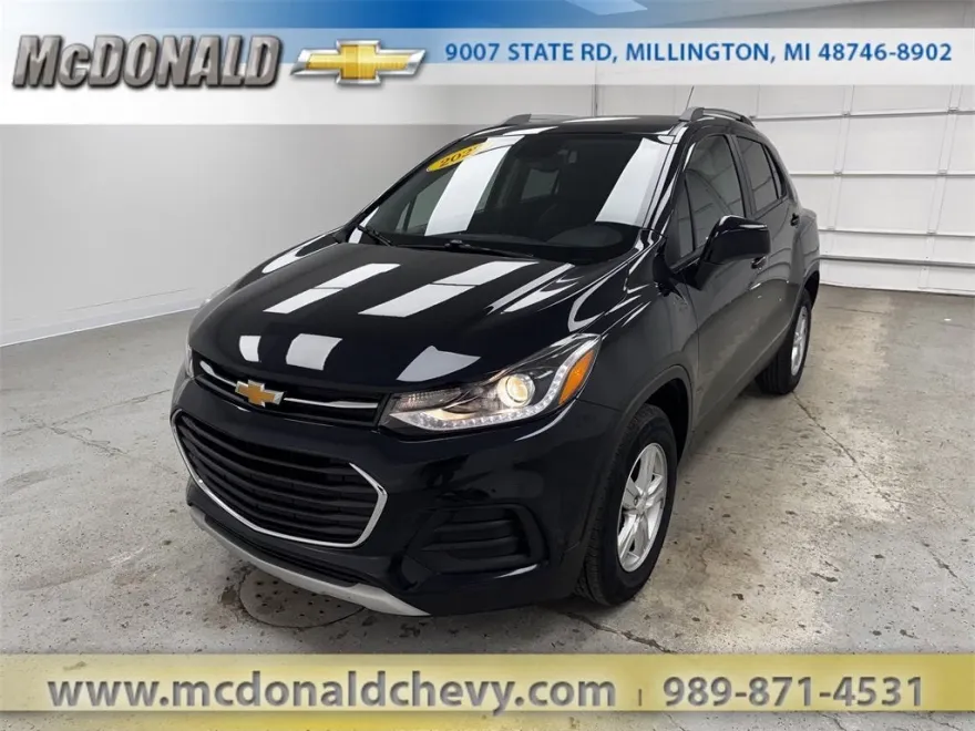 2022 Chevrolet Trax LT photo 1