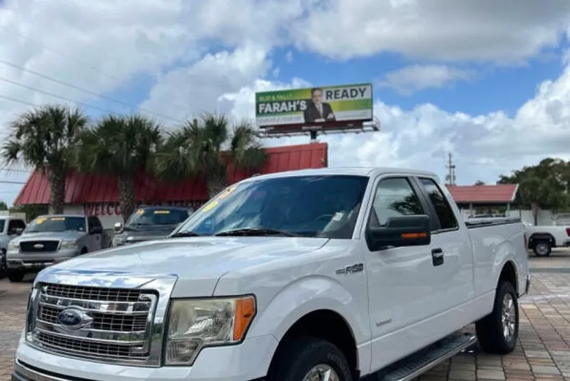 2013 Ford F-150 XLT photo 1