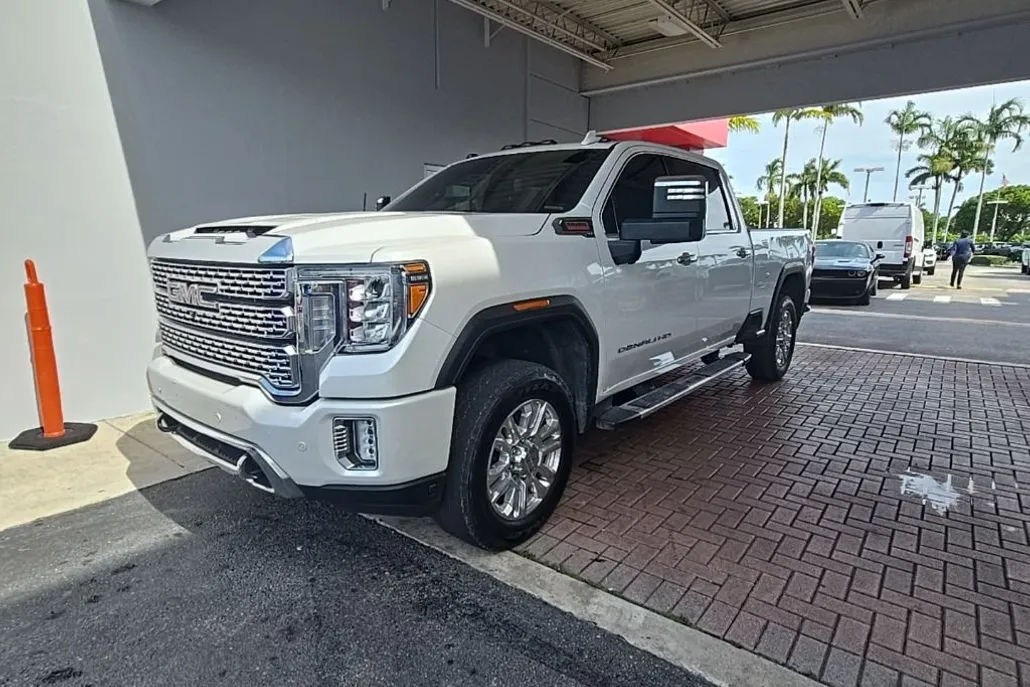 2022 Gmc Sierra HD Denali photo 1