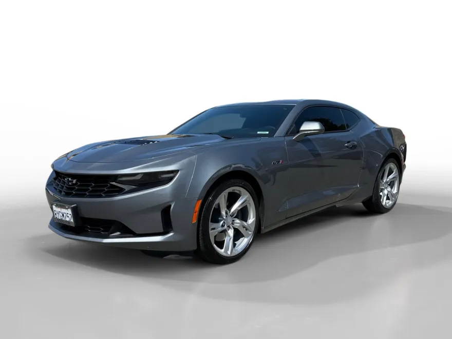 2021 Chevrolet Camaro LT1 photo 1