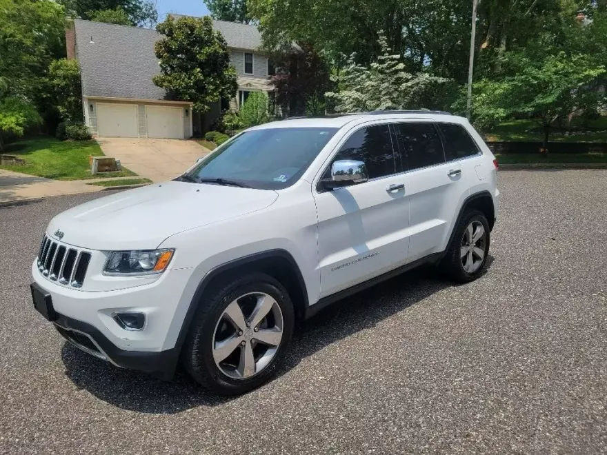 2015 Jeep Grand Cherokee Limited photo 1