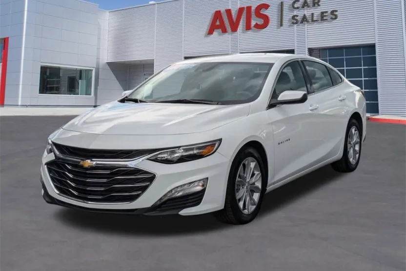 2024 Chevrolet Malibu 1LT photo 1