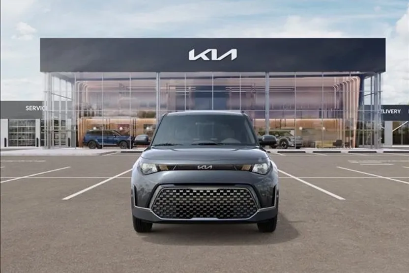 2025 Kia Soul EX photo 1