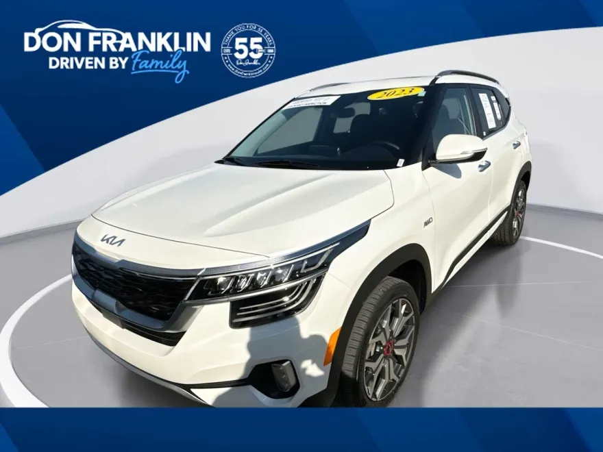 2023 Kia Seltos SX photo 1