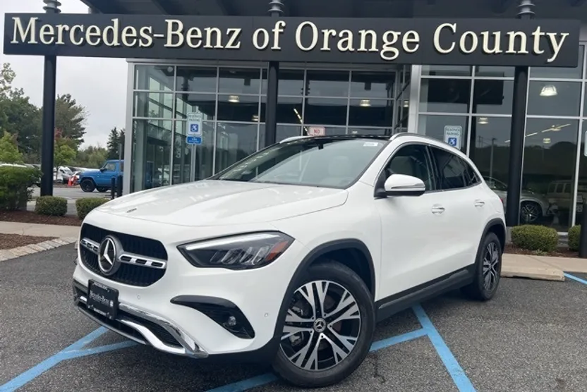 2025 Mercedes Benz GLA 250 4MATIC photo 1