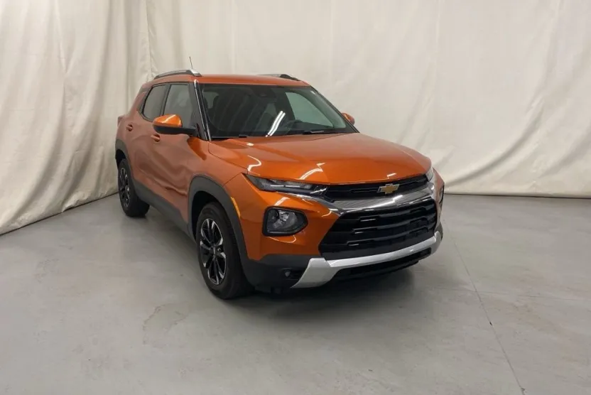 2023 Chevrolet Trailblazer LT photo 1