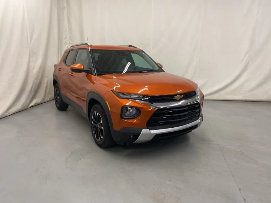 2023 Chevrolet Trailblazer LT photo 1
