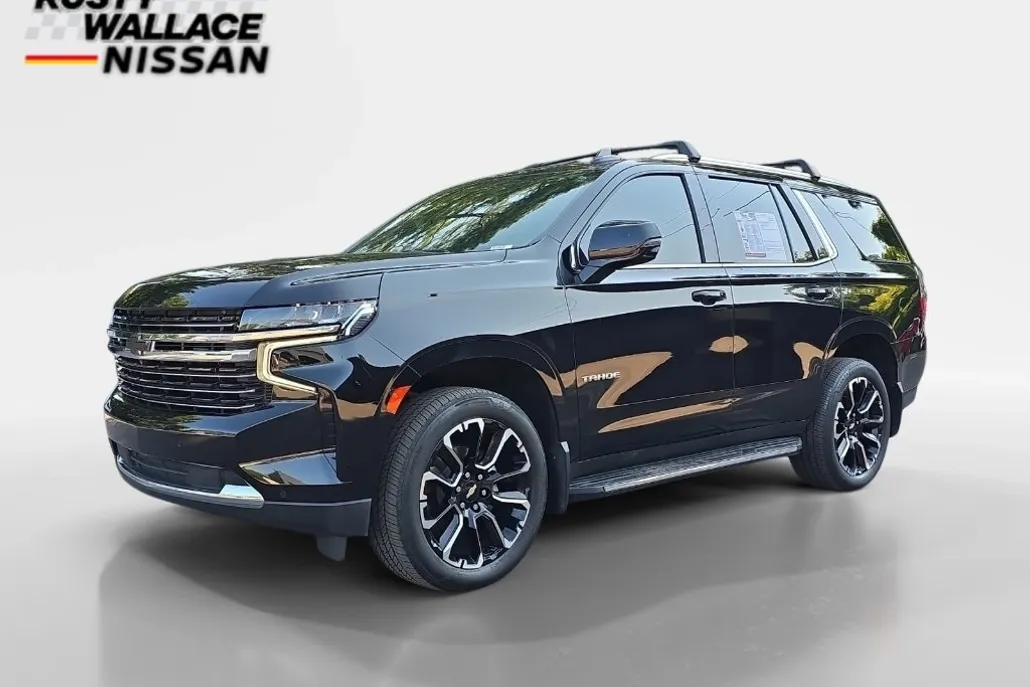 2022 Chevrolet Tahoe LT photo 1