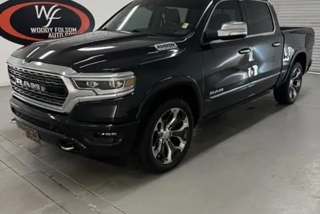 2022 Ram 1500 Limited photo 1