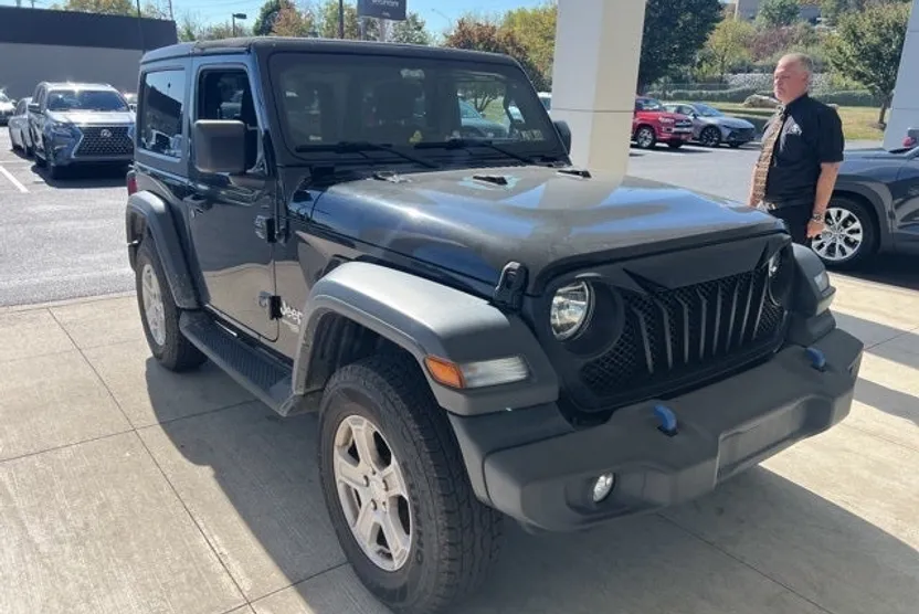 2018 Jeep Wrangler Sport S photo 1