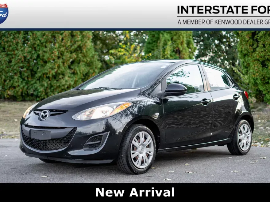 2014 Mazda Mazda2 Sport photo 1