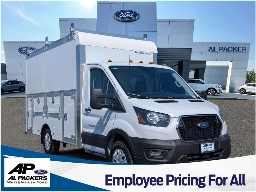 2025 Ford Transit Cutaway photo 1