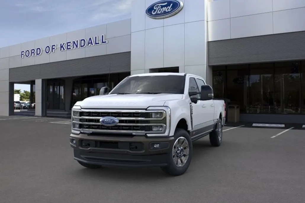 2025 Ford F-350 King Ranch photo 1