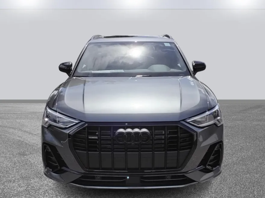 2025 Audi Q3 S line Premium Plus photo 1