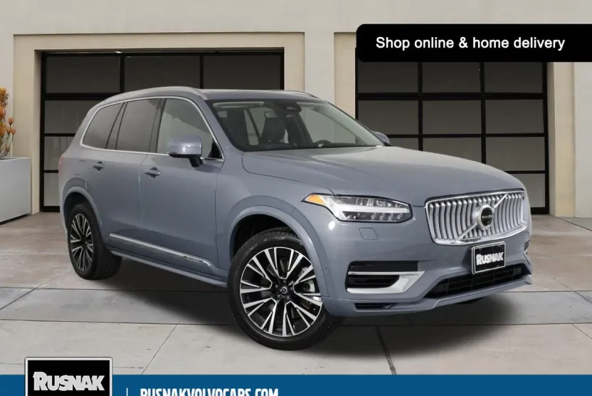 2023 Volvo XC90 Recharge T8 Plus photo 1