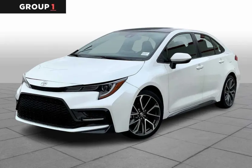 2022 Toyota Corolla SE photo 1