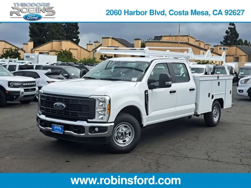 2026 Ford F-250 photo 1