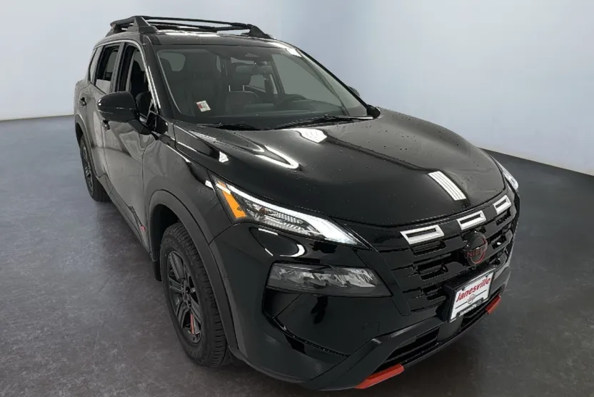 2026 Nissan Rogue SV photo 1