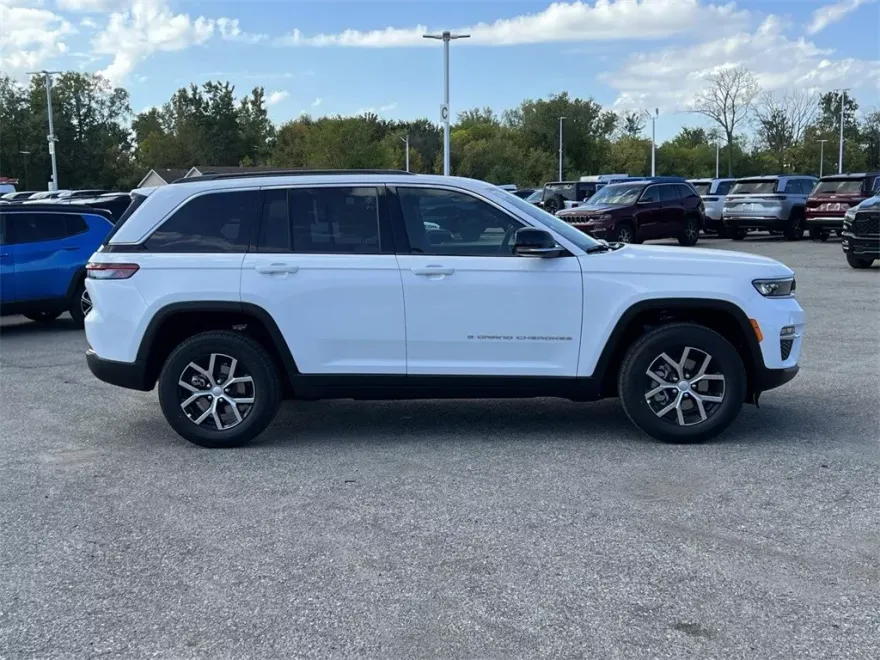 2025 Jeep Grand Cherokee Limited photo 1