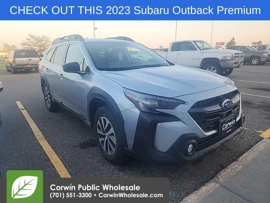 2023 Subaru Outback Premium photo 1
