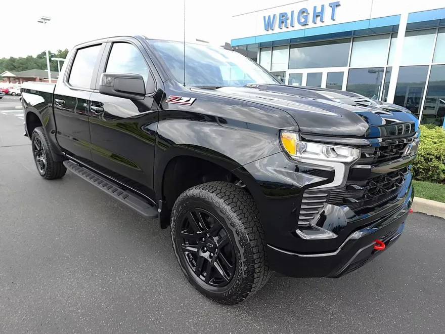 2025 Chevrolet Silverado 1500 LT Trail Boss photo 1