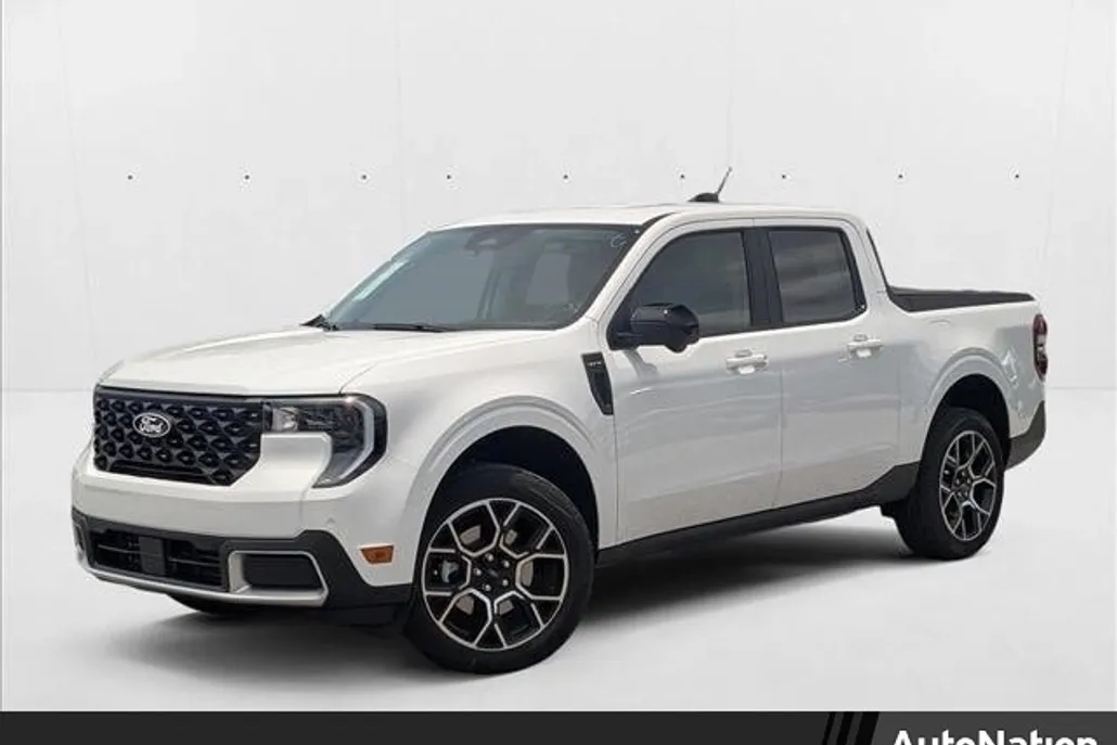 2025 Ford Maverick Lariat photo 1