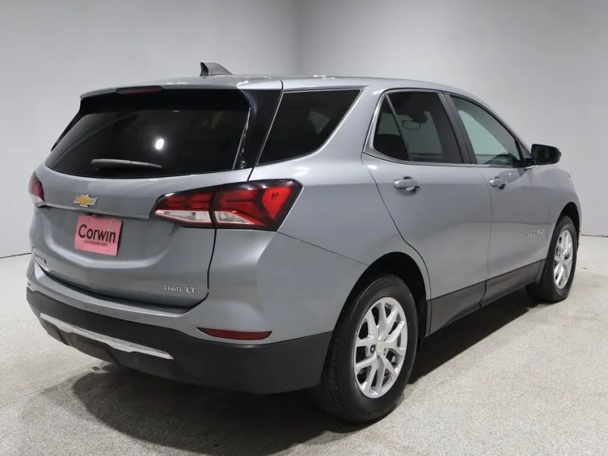 2024 Chevrolet Equinox photo 1