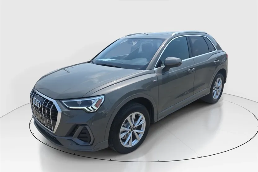 2025 Audi Q3 Premium S line photo 1