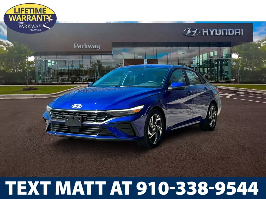 2025 Hyundai Elantra Limited photo 1