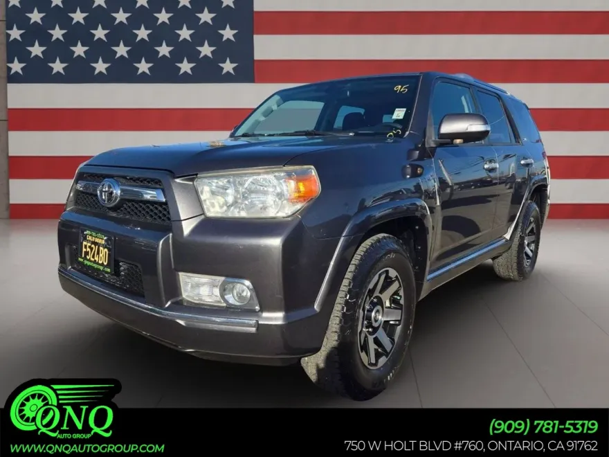 2012 Toyota 4Runner SR5 photo 1
