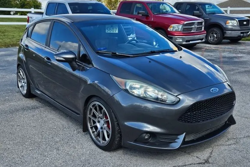2017 Ford Fiesta ST photo 1