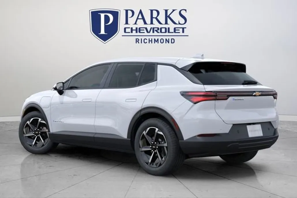 2026 Chevrolet Equinox EV 1LT photo 1