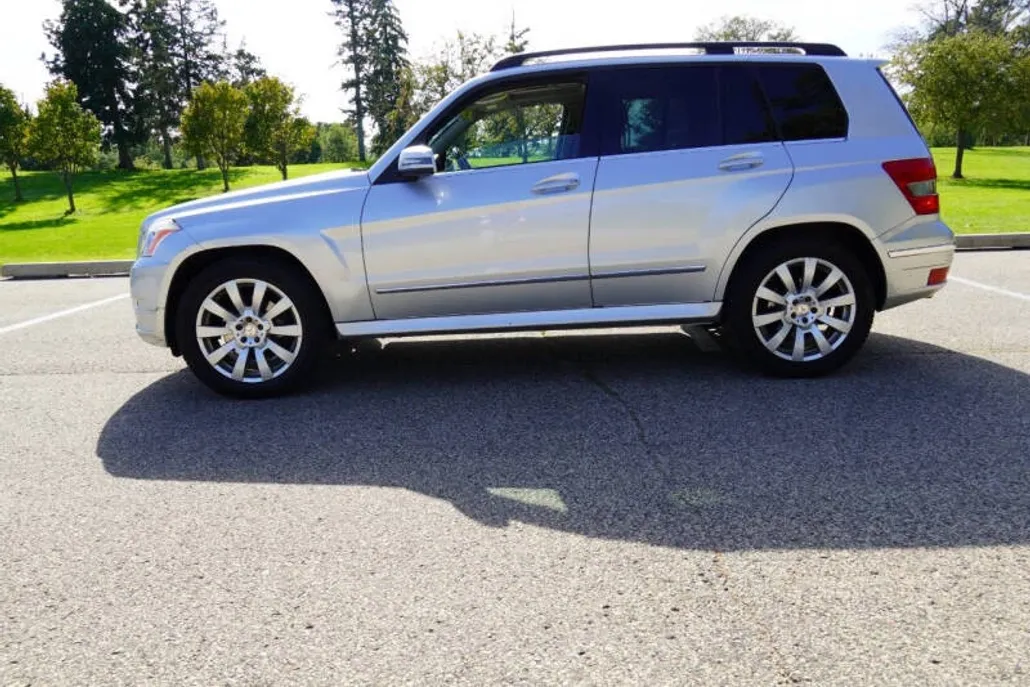 2011 Mercedes Benz GLK 350 4MATIC photo 1