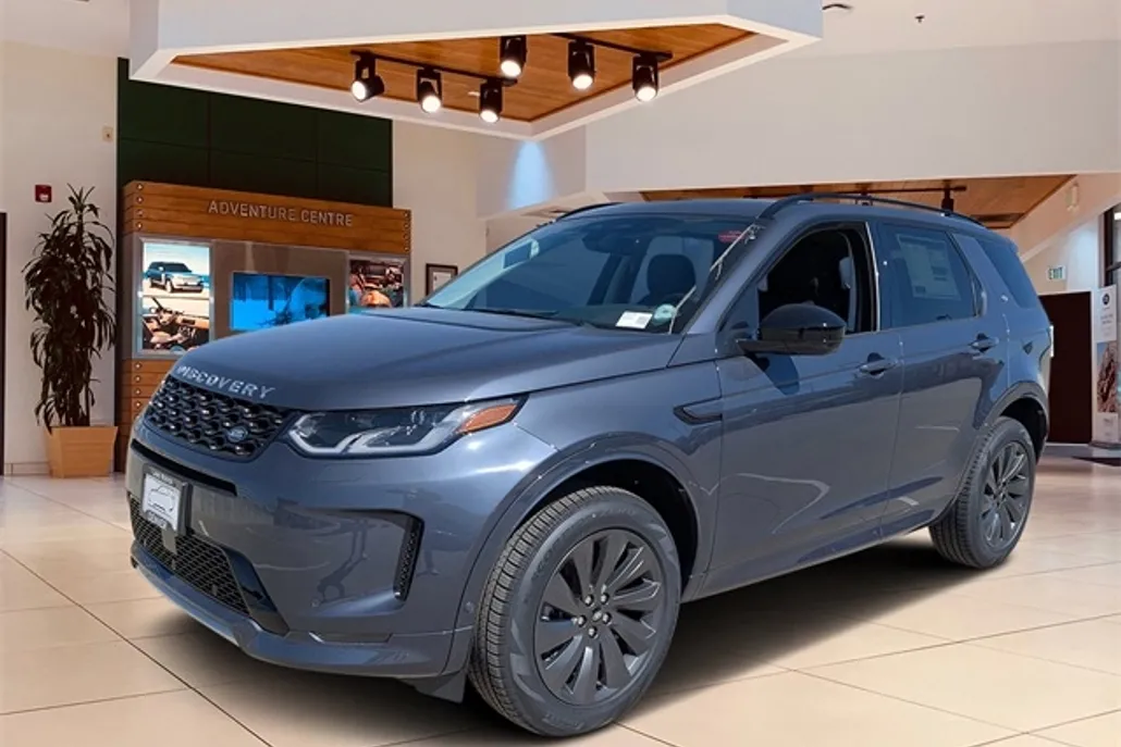 2025 Land Rover Discovery Sport S photo 1