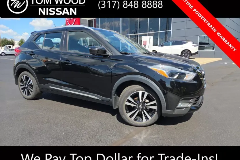 2020 Nissan Kicks SR photo 1