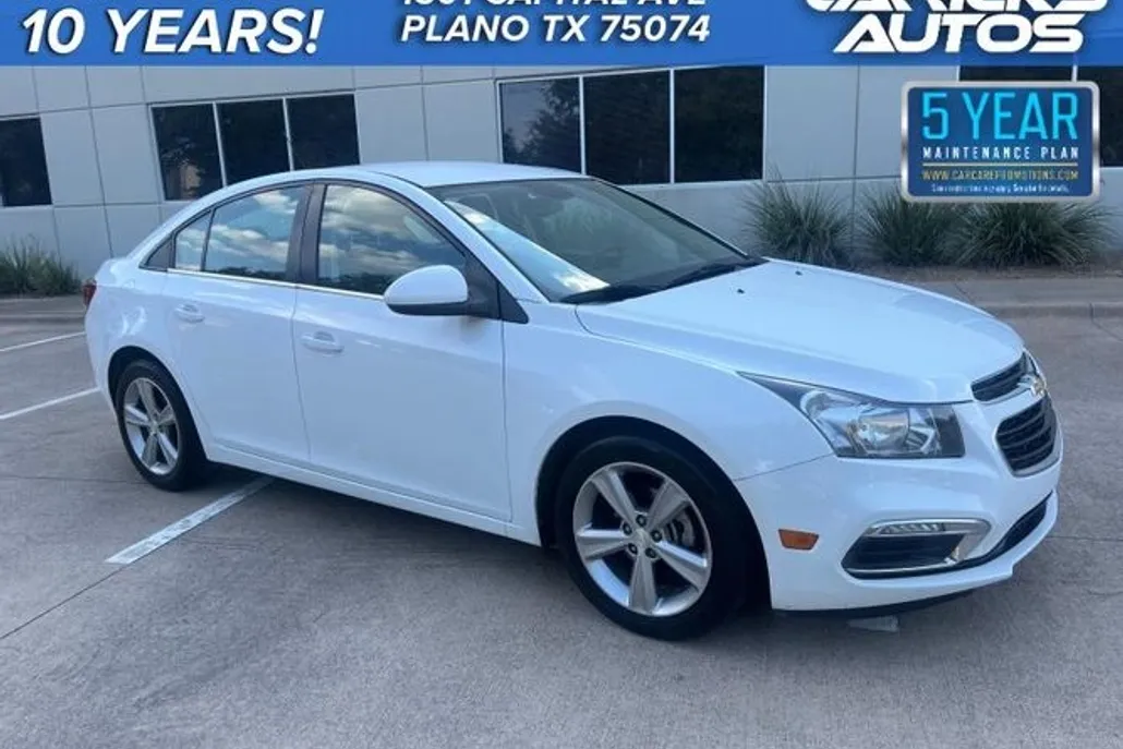 2015 Chevrolet Cruze photo 1