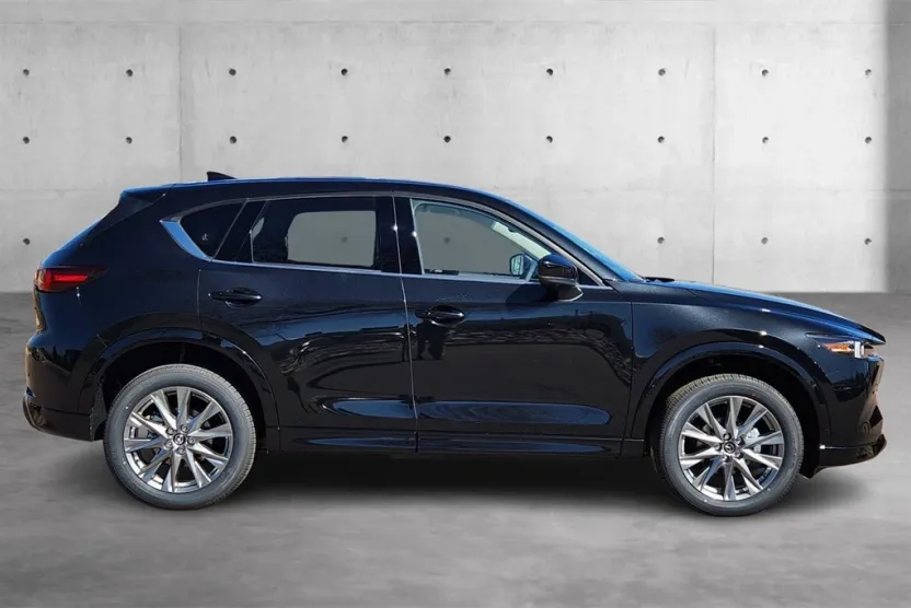 2025 Mazda CX-5 2.5 Premium Plus photo 1