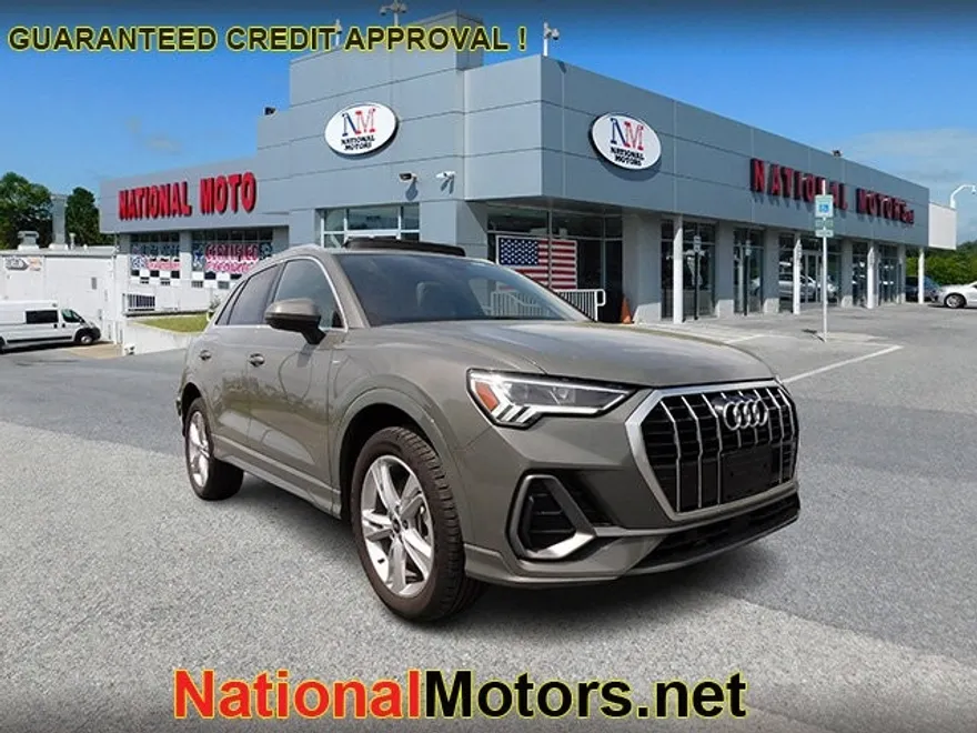 2021 Audi Q3 S line Premium Plus photo 1