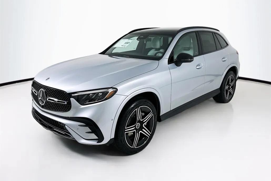 2026 Mercedes Benz GLC 300 4MATIC photo 1