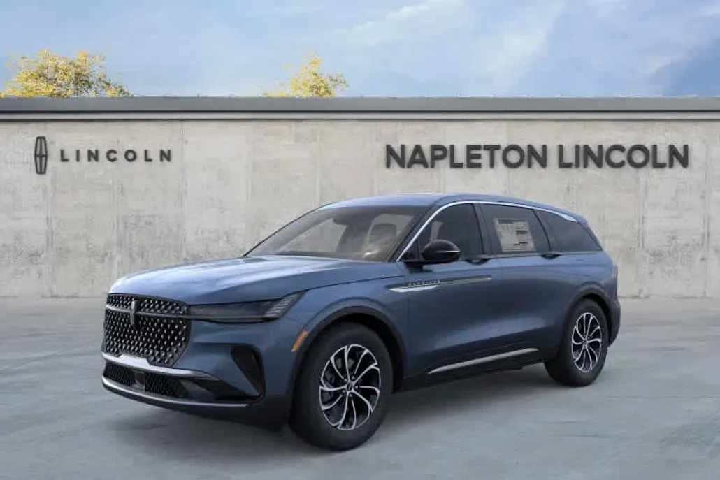 2025 Lincoln Nautilus Premiere photo 1