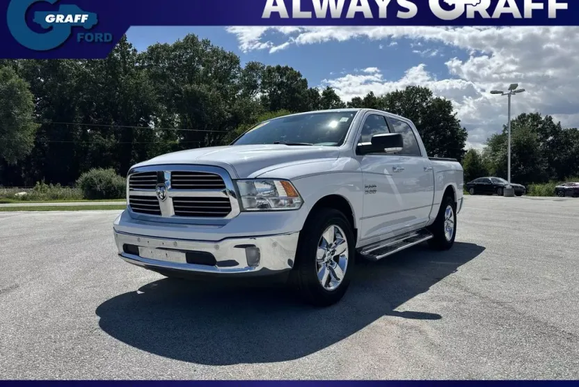 2016 Ram 1500 Big Horn photo 1