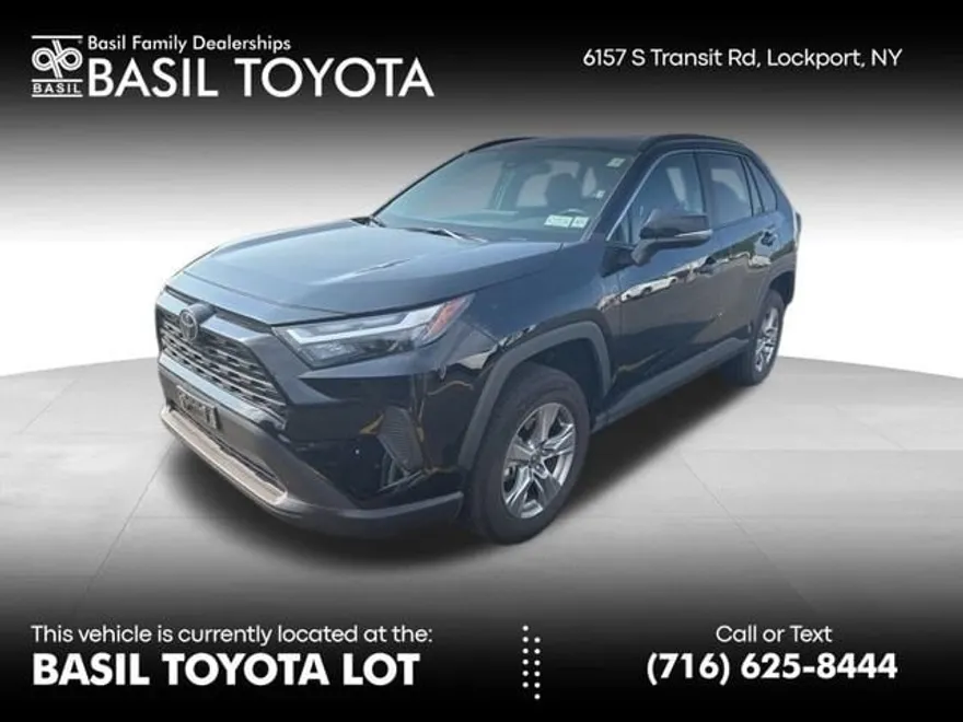 2025 Toyota RAV4 XLE photo 1