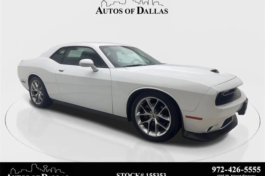 2022 Dodge Challenger GT photo 1