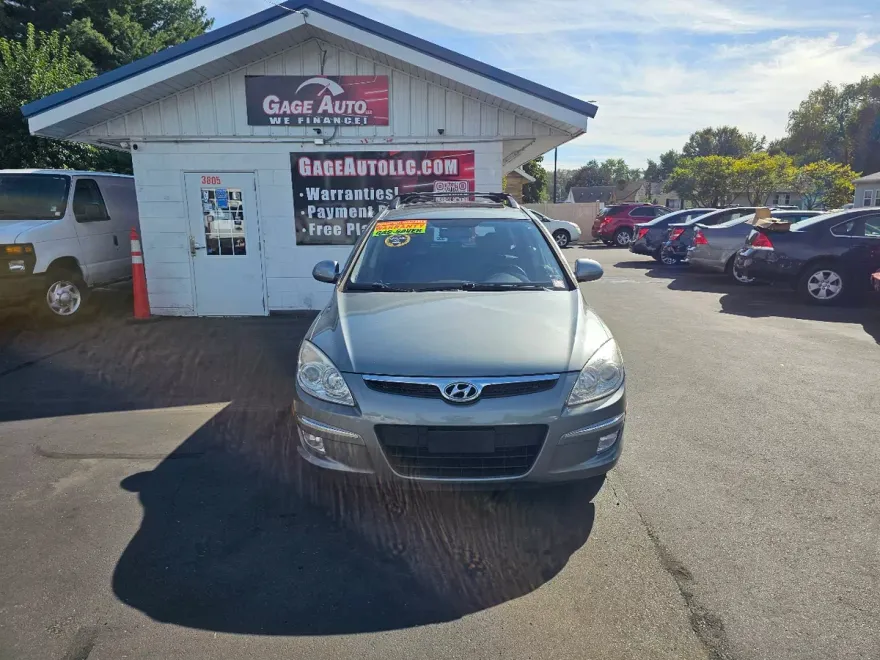 2010 Hyundai Elantra Touring GLS photo 1