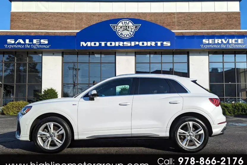 2020 Audi Q3 S line Prestige 45 TFSI photo 1