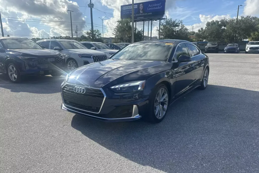 2022 Audi A5 Premium Plus 40 TFSI Quattro photo 1