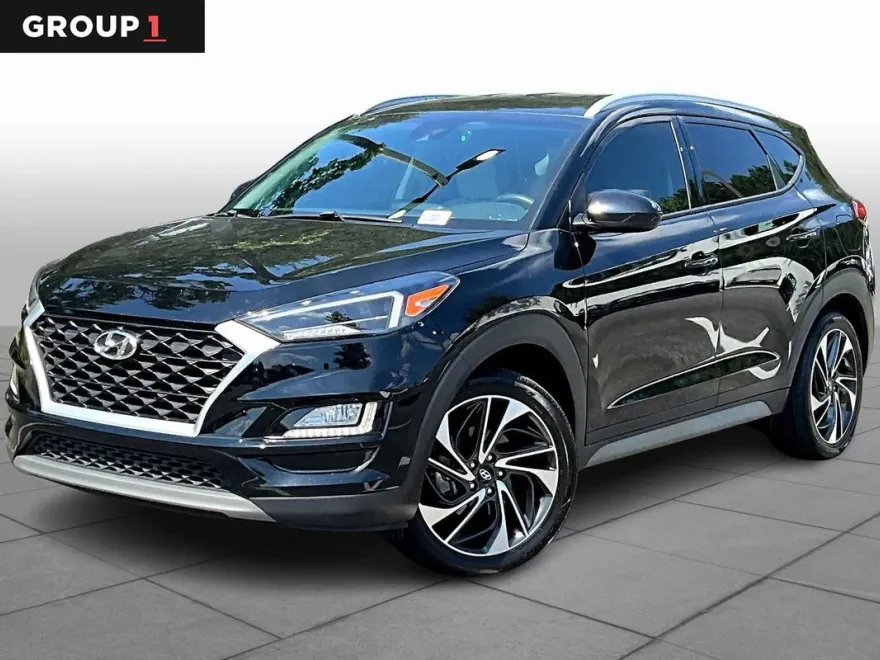 2020 Hyundai Tucson Sport photo 1